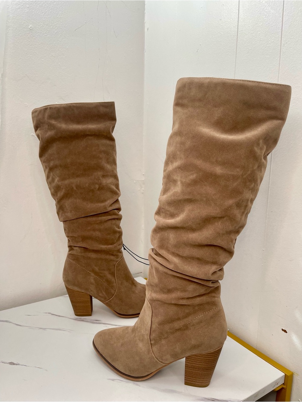 Universal Thread Slouchy Knee-High Boots in Taupe Size 9.5M NWOT